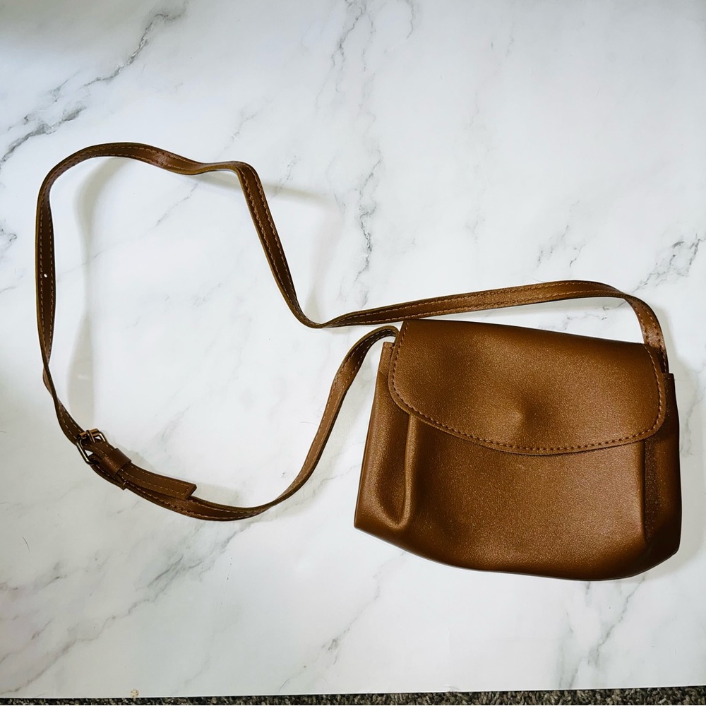 Small tan Crossbody purse